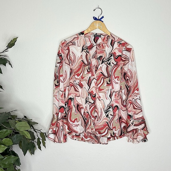 NWT Vince Camuto Anniversary Top - Picture 1 of 7